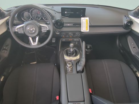New 2026 MAZDA MX-5 Miata Club w/ Interior Package RWD image 9