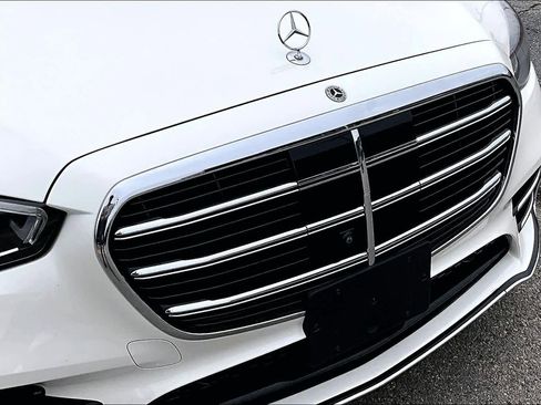 Certified 2023 Mercedes-Benz S 500 4MATIC w/ AMG Line image 30