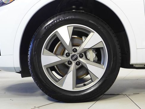 Used 2023 Audi Q5 2.0T Premium Plus w/ Premium Plus Package image 5