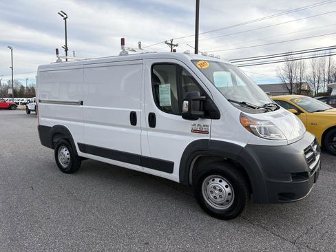 Used 2017 RAM ProMaster 1500 w/ Interior Convenience Group image 2