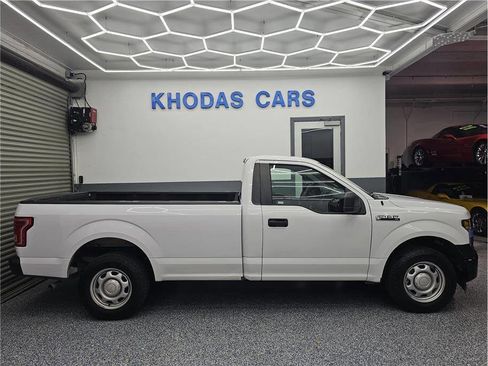Used 2017 Ford F150 XL w/ Equipment Group 101A Mid RWD image 5