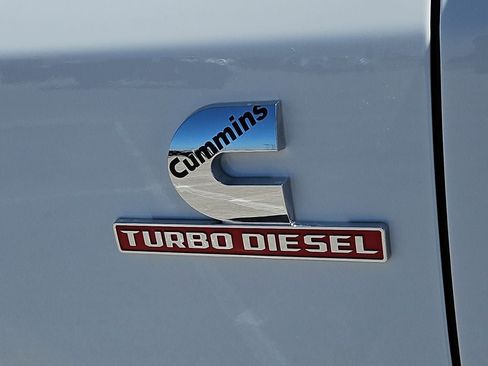New 2026 RAM 3500 Tradesman AWD/4WD image 15
