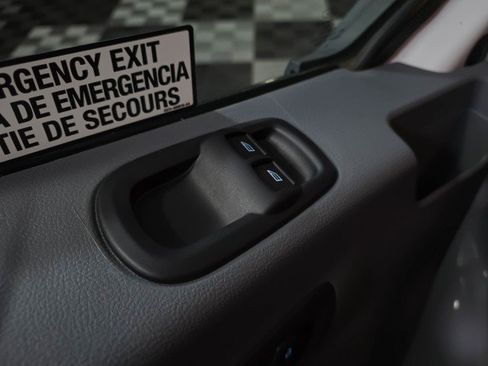 Used 2018 Ford Transit 350 XLT image 29