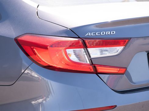 Used 2018 Honda Accord Touring image 26