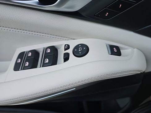 Used 2022 BMW X5 sDrive40i w/ Premium Package image 30