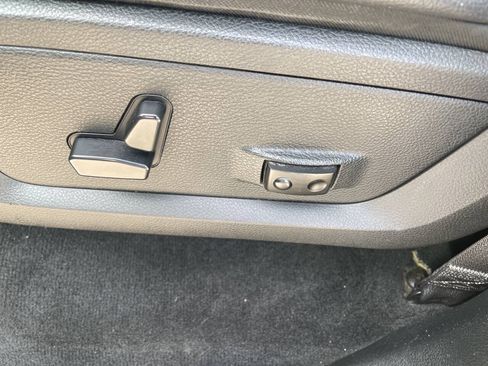 Used 2016 RAM 1500 Sport w/ Convenience Group AWD/4WD image 16