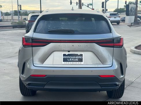 New 2026 Lexus NX 350h 350h Premium image 5
