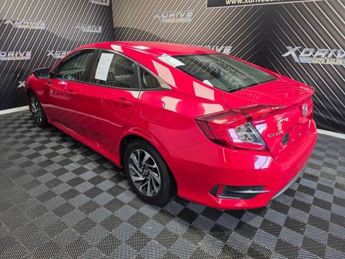 Used 2016 Honda Civic EX image 8