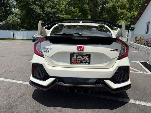 Used 2019 Honda Civic Type R image 4