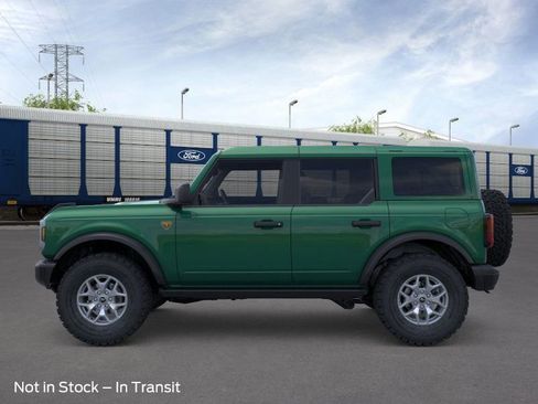 New 2025 Ford Bronco Badlands image 16
