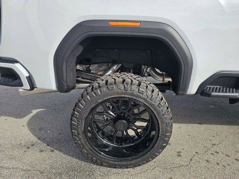 New 2026 GMC Sierra 2500 Denali Ultimate image 14