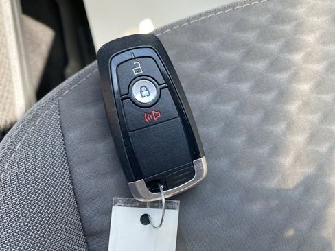 Used 2020 Ford Escape SE AWD/4WD image 30