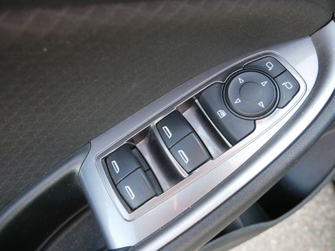 Used 2020 Chevrolet Malibu RS image 21