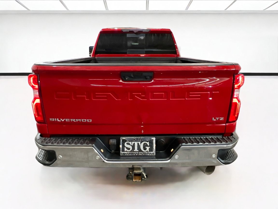 Used 2020 Chevrolet Silverado 2500 LTZ w/ LTZ Premium Package AWD/4WD image 5