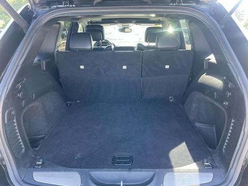 Used 2018 Jeep Grand Cherokee Limited AWD/4WD image 19