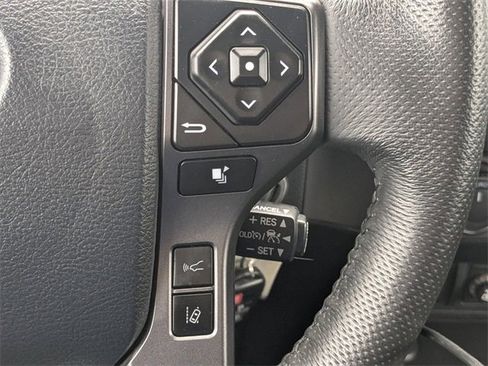 Used 2019 Toyota Tacoma TRD Off-Road image 28