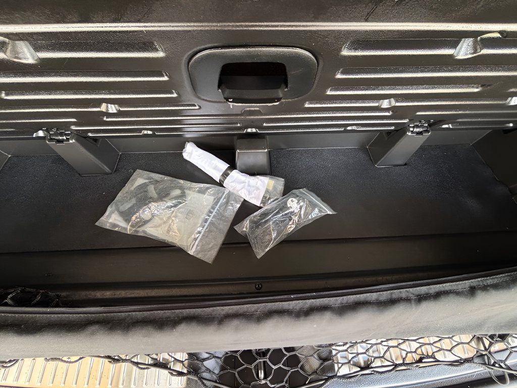 Used 2019 Chevrolet Tahoe Premier RWD image 37