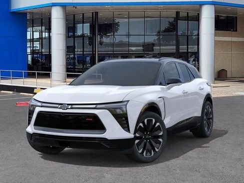 New 2026 Chevrolet Blazer EV RS FWD image 6