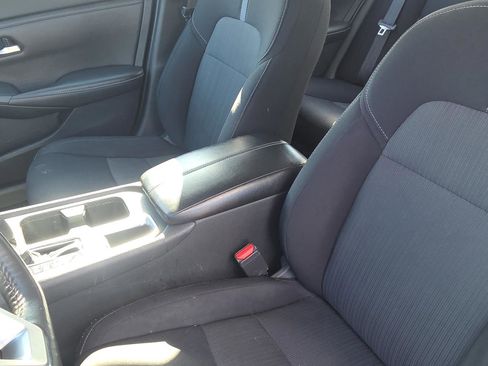 Used 2022 Nissan Sentra SV w/ All-Weather Package FWD image 24