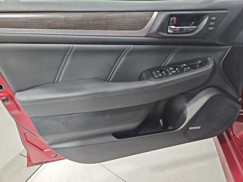 Used 2018 Subaru Legacy 2.5i Limited image 11