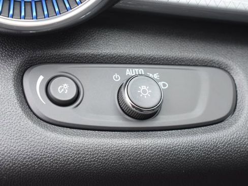 New 2026 Chevrolet Trax LT w/ Driver Confidence Package image 22