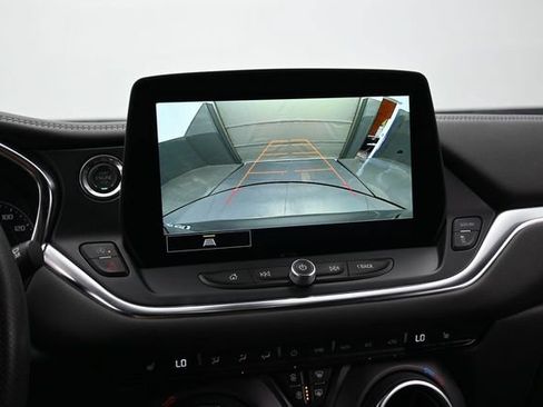 Used 2025 Chevrolet Blazer LT FWD image 24