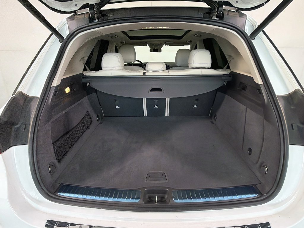 Used 2020 Mercedes-Benz GLE 350 4MATIC image 30