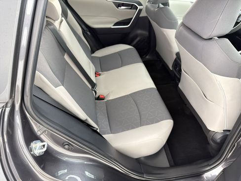 Used 2024 Toyota RAV4 XLE image 28
