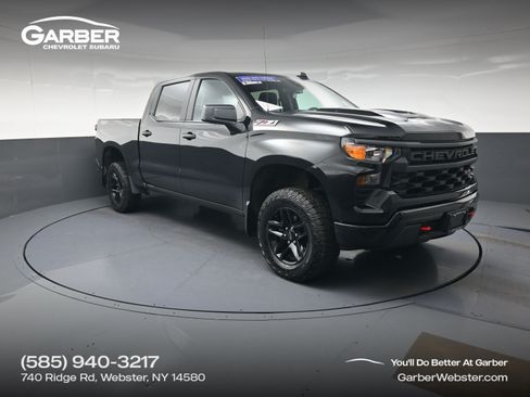 Used 2025 Chevrolet Silverado 1500 Custom Trail Boss AWD/4WD image 1