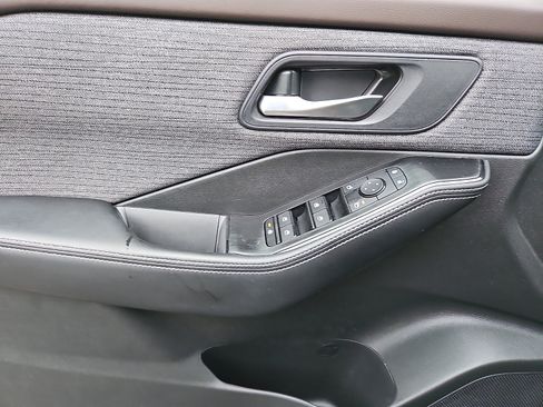 Certified 2023 Nissan Rogue SV AWD/4WD image 12