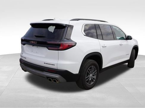 Used 2025 GMC Acadia Elevation AWD/4WD image 3