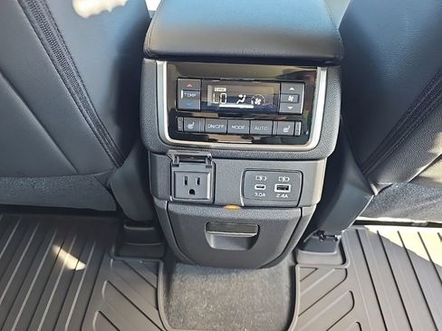 New 2025 Subaru Ascent Bronze Edition w/ Popular Package #2 image 19