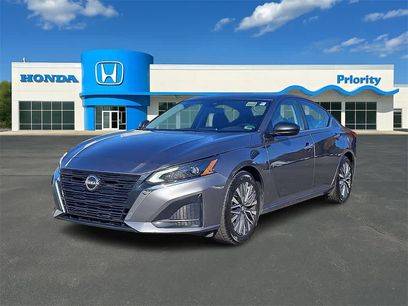 Used 2024 Nissan Altima 2.5 SV