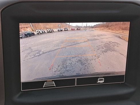 Used 2023 Chevrolet Silverado 1500 Custom image 18