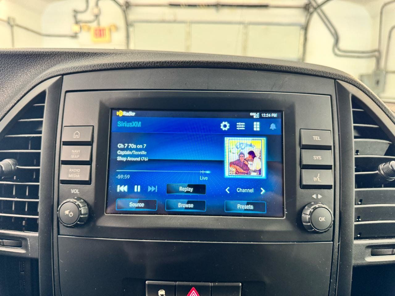 Used 2022 Mercedes-Benz Metris image 21