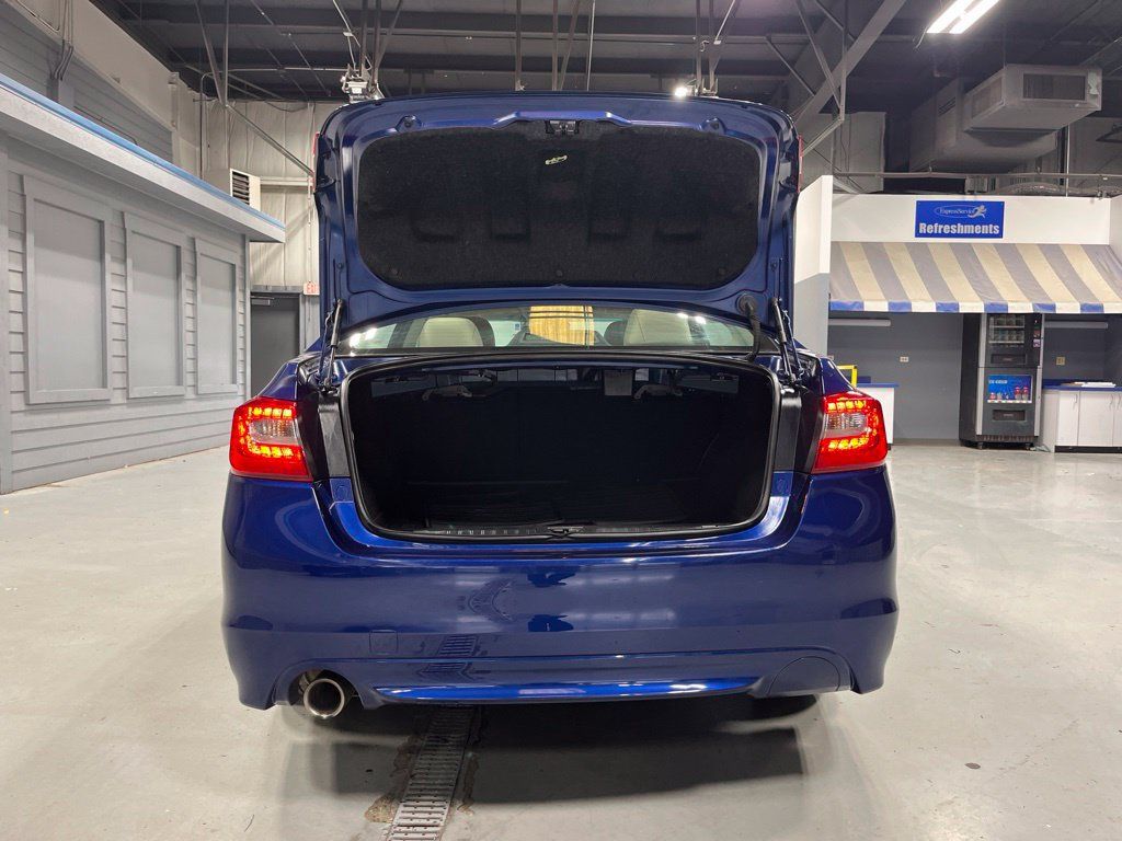 Used 2017 Subaru Legacy 2.5i Premium AWD/4WD image 9