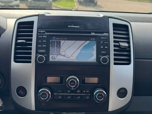 Used 2017 Nissan Frontier PRO-4X w/ Pro-4x Luxury Package AWD/4WD image 15