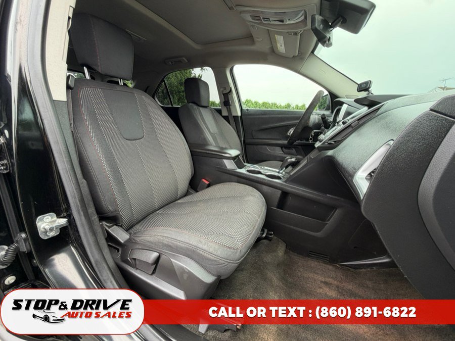Used 2017 Chevrolet Equinox LT AWD/4WD image 16