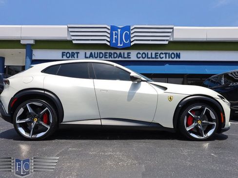 Used 2023 Ferrari Purosangue AWD/4WD image 43