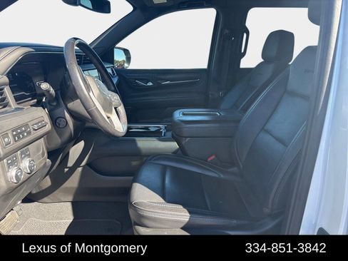 Used 2022 GMC Yukon XL Denali image 9