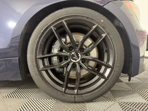 Used 2009 BMW 135i Convertible image 49