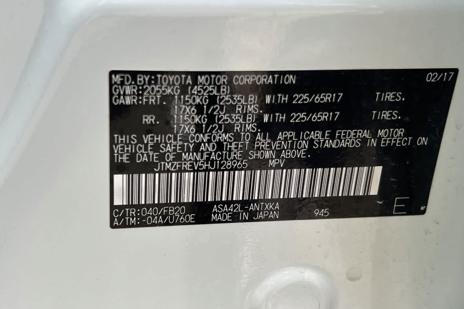 Used 2017 Toyota RAV4 LE w/ Carpet Mat Package FWD image 31