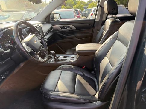 Used 2018 Chevrolet Traverse LT AWD/4WD image 15