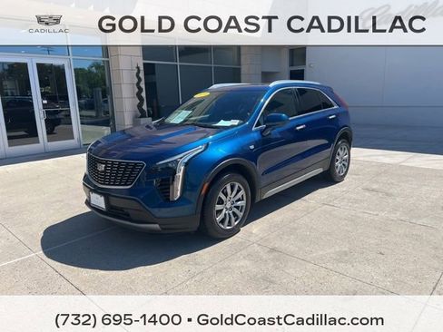 Used 2019 Cadillac XT4 Premium Luxury w/ Cold Weather Package FWD image 1