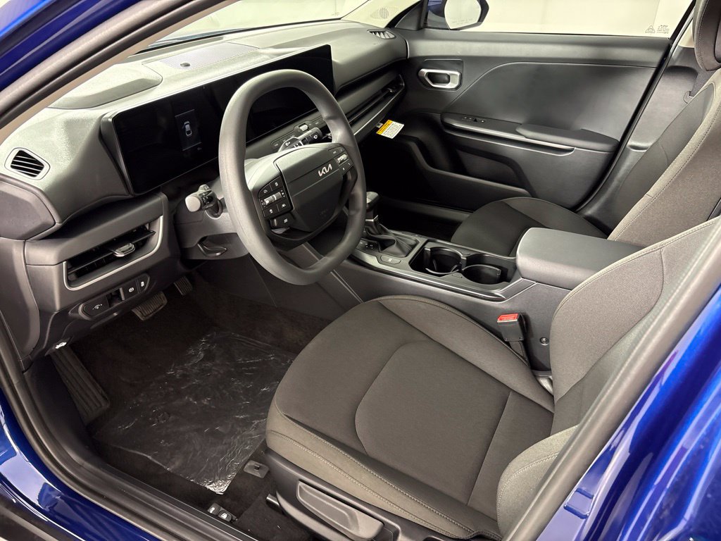 New 2026 Kia K4 FWD image 28