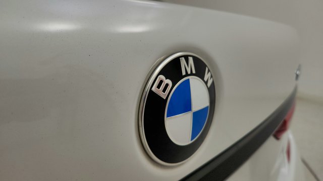 Used 2019 BMW 740i w/ M Sport Package RWD image 31