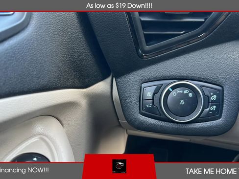 Used 2017 Ford Escape Titanium w/ Equipment Group 301A AWD/4WD image 19