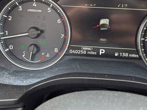 Used 2025 Mitsubishi Outlander SE AWD/4WD image 11