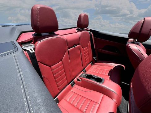 Used 2022 BMW M440i Convertible RWD image 25
