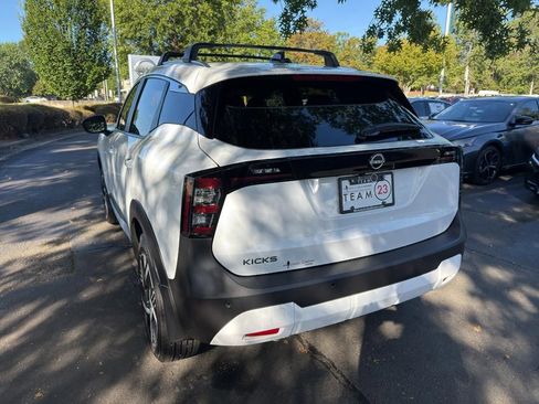 New 2026 Nissan Kicks SV w/ SV Premium Package image 5